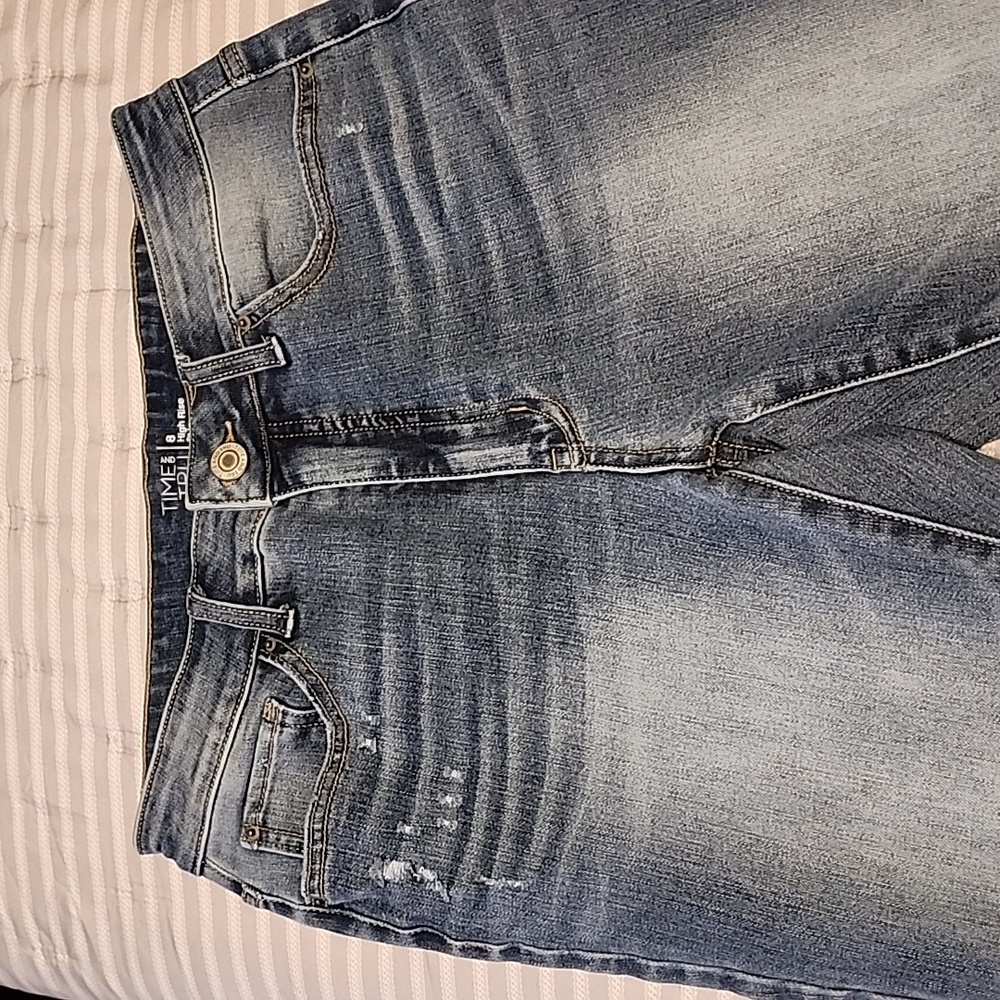 Time and Tru size 8 High Rise Skinny Like New